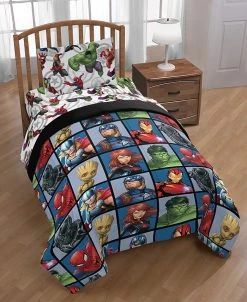 Disney Marvel Avengers Marvel Team Full 5-Pc. Comforter Set