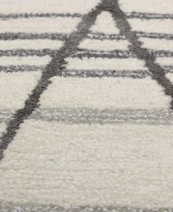 BB Rugs CLOSEOUT! Downtown HG323 7'9 X 9'9 Area Rug -Chic Home Store 11809569 fpx