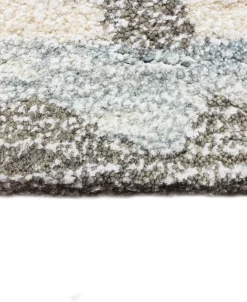 BB Rugs CLOSEOUT! Elements ELM-227 5' X 7'6 Area Rug -Chic Home Store 11922539 fpx