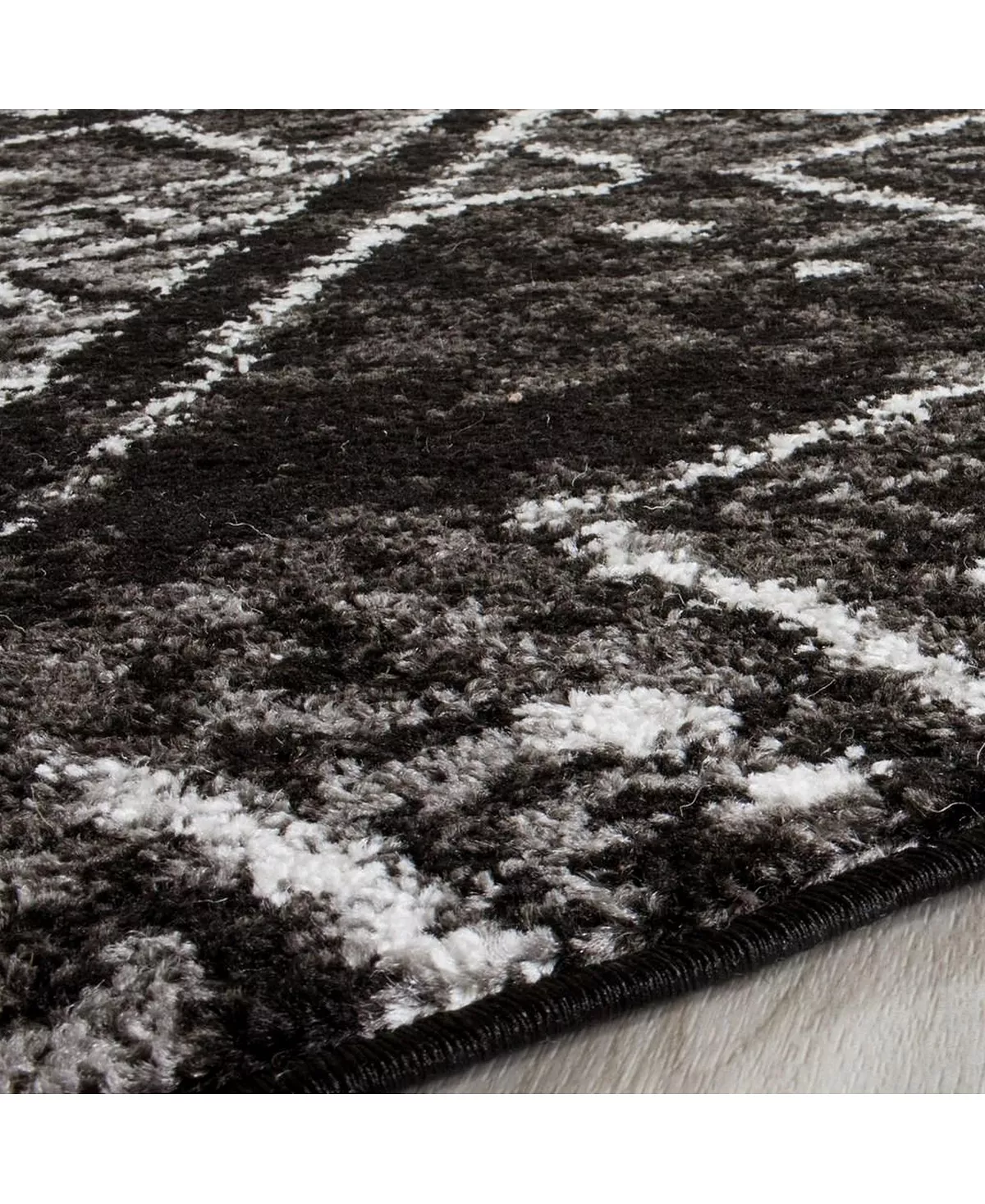 Safavieh Adirondack Black And Silver 6' X 6' Round Area Rug 5 Safavieh Adirondack Black And Silver 6' X 6' Round Area Rug - Image 3