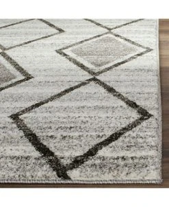 Safavieh Tunisia 6'7 X 9'2 Area Rug 9 Safavieh Tunisia 6'7 X 9'2 Area Rug -Chic Home Store 12029796 fpx