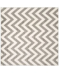 Safavieh Amherst Indoor/Outdoor AMT419 7' X 7' Square Area Rug