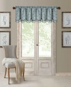 Elrene Mia Jacquard 52 X 19 Scalloped Blackout Valance -Chic Home Store 9170318 fpx
